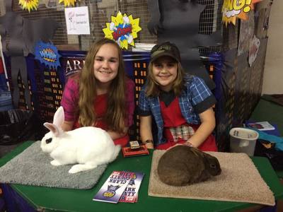 Ella and Shayla Konency Clark County fair 2015
